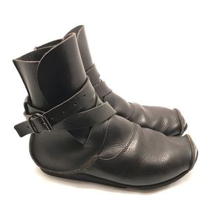 Trippen Womens Black wrapped ankle platform boot Size 38, thick leather